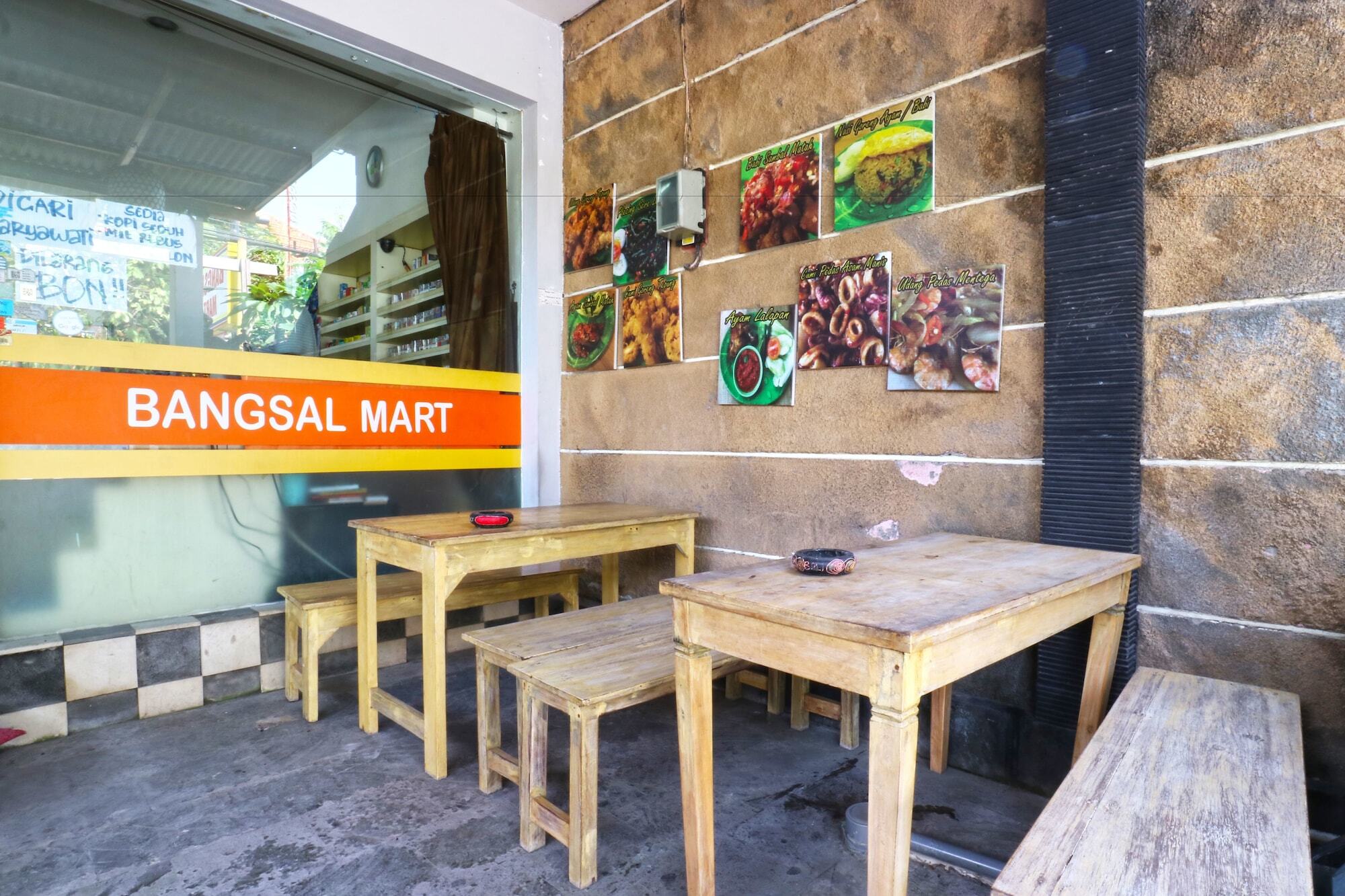 Bangsal Homestay Denpasar Eksteriør bilde